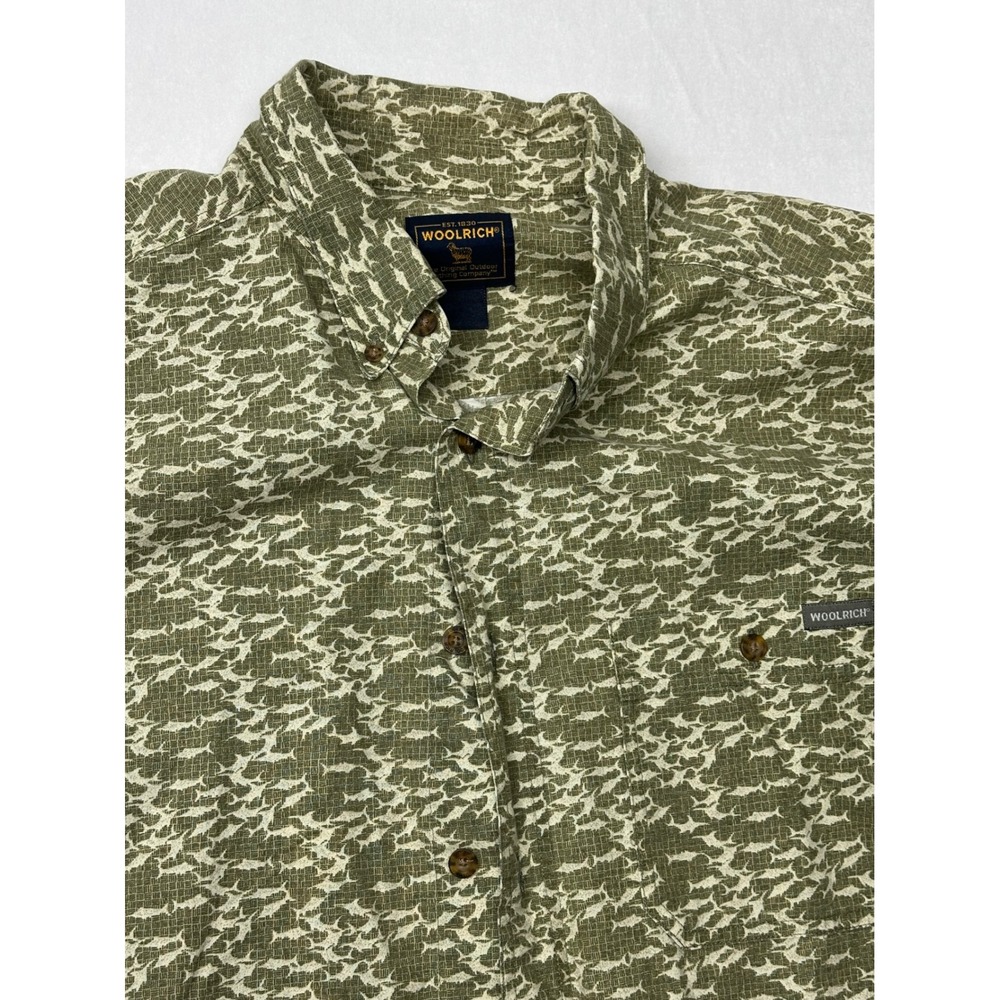 Woolrich Men's Olive Green Fish Print Short Sleeve Button Up Shirt‎